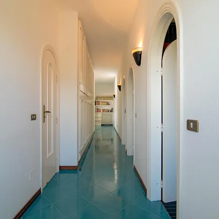 Contessa Villa *